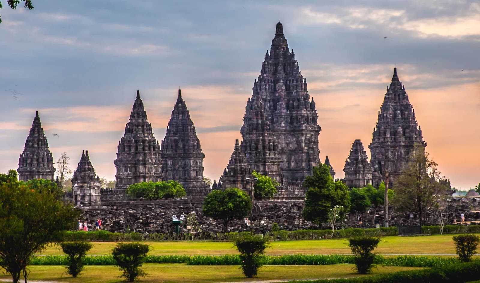 Borobudur Temple, Merapi Lava Jeep Tour & Prambanan Temple Full-Day Experience from Yogyakarta - Image 5
