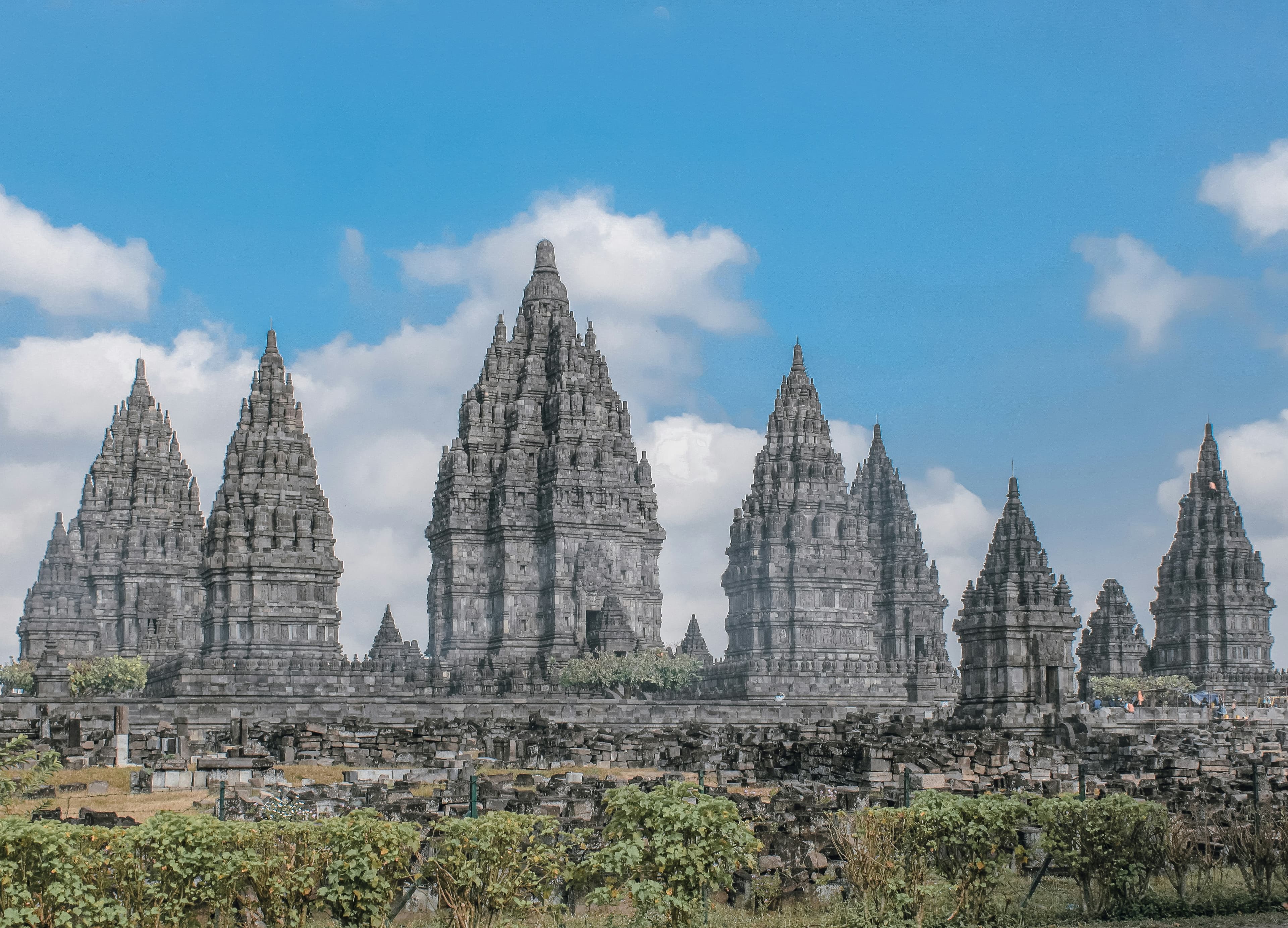 3-Day Luxury Camper Bus Cultural Tour Solo & Yogyakarta from Jakarta - Image 14