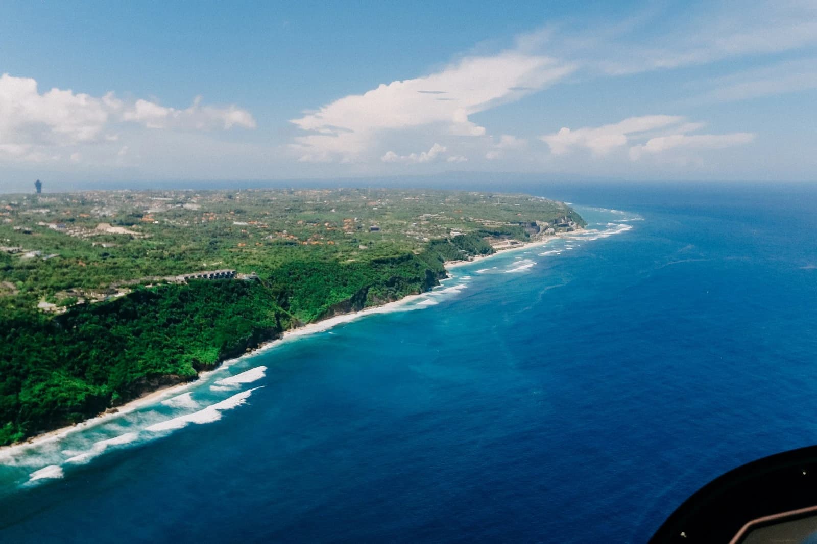 The Bukit Peninsula - Private Scenic Helicopter Tour (18 Minutes) - Image 6