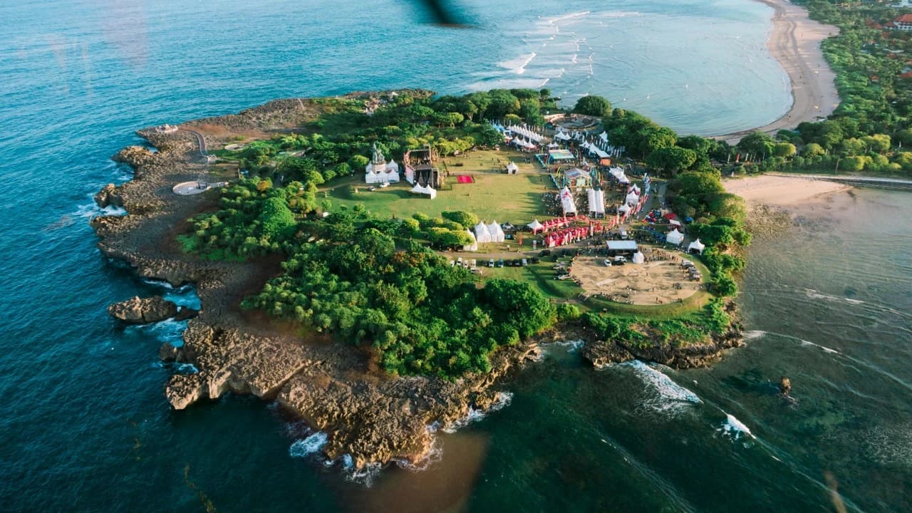 The Bukit Peninsula - Private Scenic Helicopter Tour (18 Minutes) - Image 9