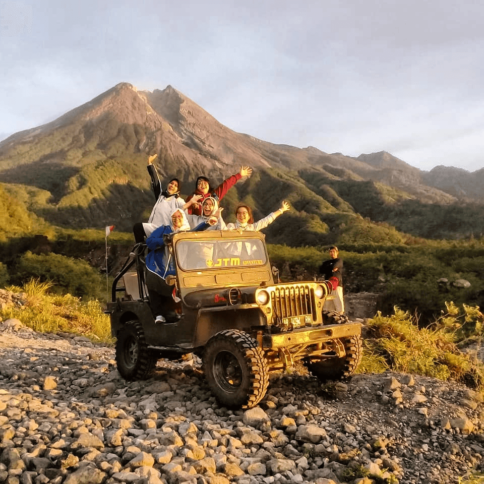 Yogyakarta Heritage & Merapi Adventure – 2 Days - Main image