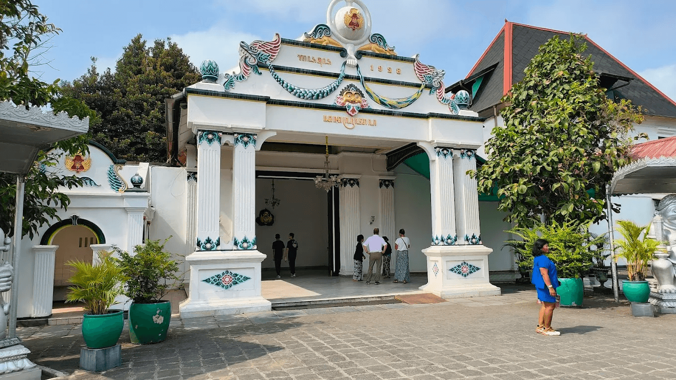 Yogyakarta–Solo Cultural Discovery – 2 Days - Image 21