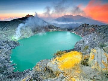 3D2N Ijen Crater Blue Fire & Mount Bromo Sunrise Tour from Banyuwangi - Image 2