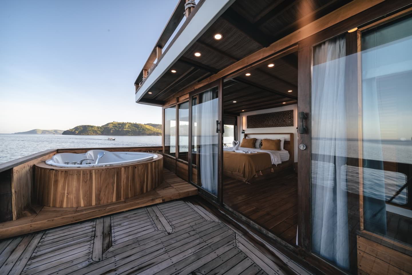 Komodo Islands Sailing Experience (3D2N) – Misool Cabin - Image 2