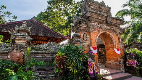 Ubud at Dusk: Petulu Herons & Legong Dance Experience - Image 3
